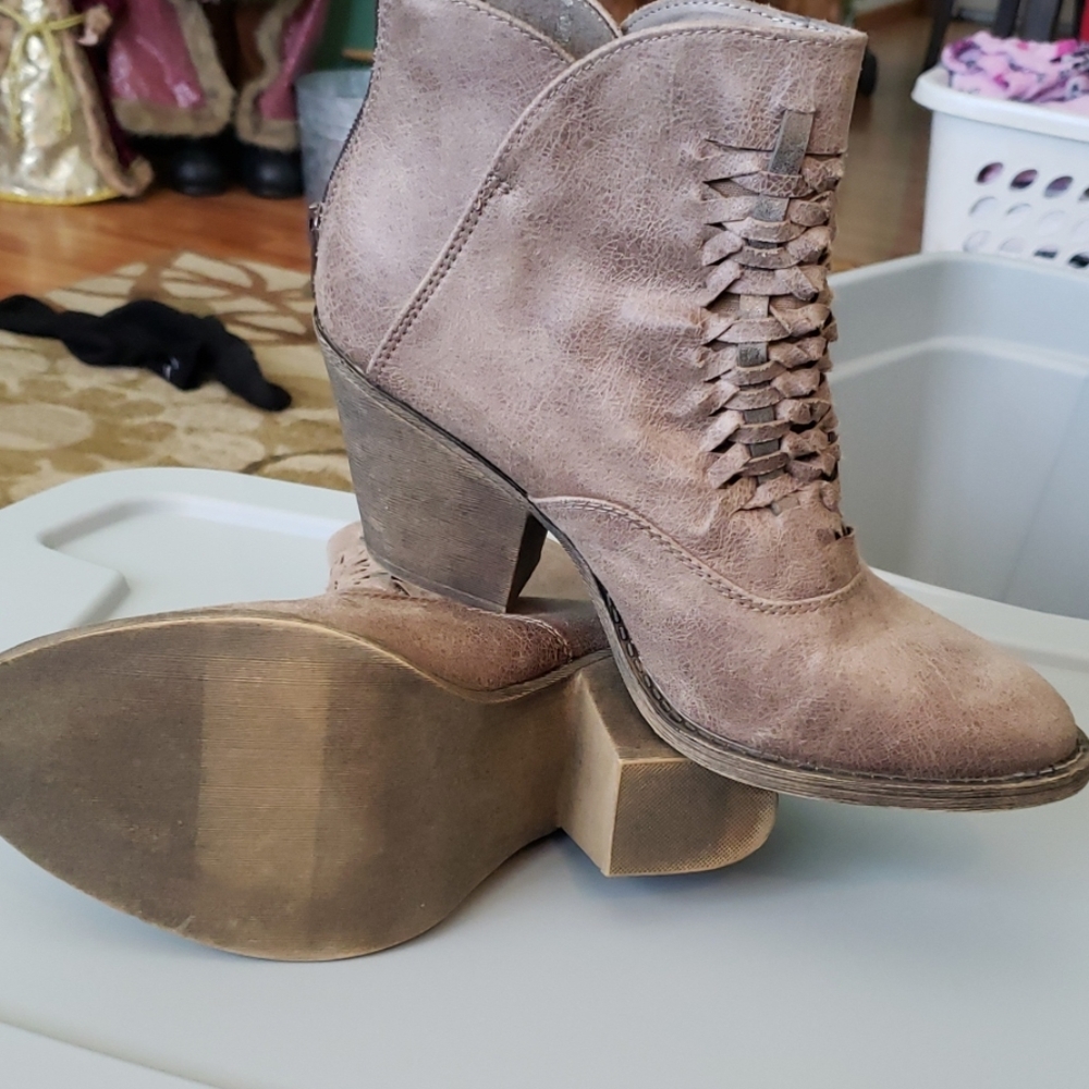 Jellypop ankle boots